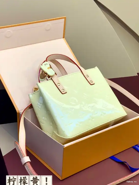 VUITTON PM Reade LOUIS 0627
